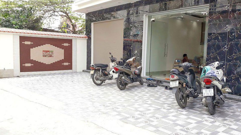 Hình ảnh Bán nhà đường Văn Cao, dt 70m2, 4 tầng, nhà xây khung cột, ô tô vào nhà, giá chỉ 2,65tỷ