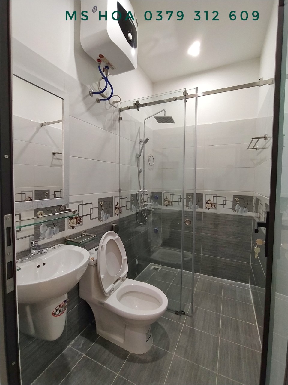 Hình ảnh Nhà DÂN XÂY ĐỘC LẬP 4 tầng xây mới giá chỉ 2,35 tỷ.