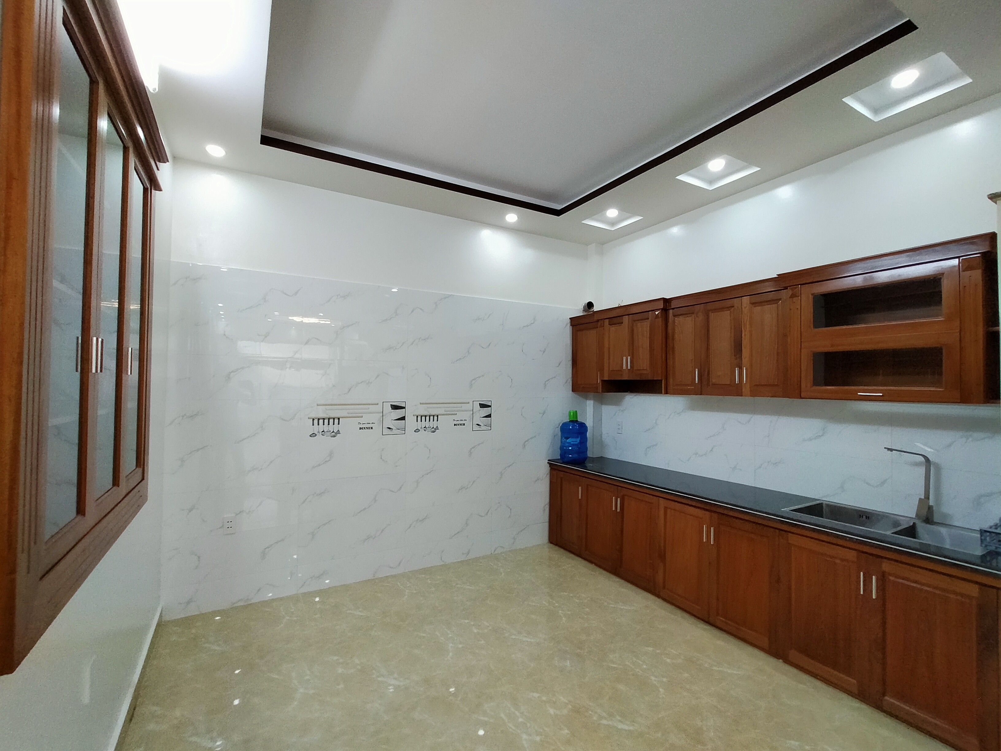 Hình ảnh Chuyển nhượng căn nhà 4 tầng x45m tại đường Miếu Hai Xã giá chỉ 2,65 tỷ