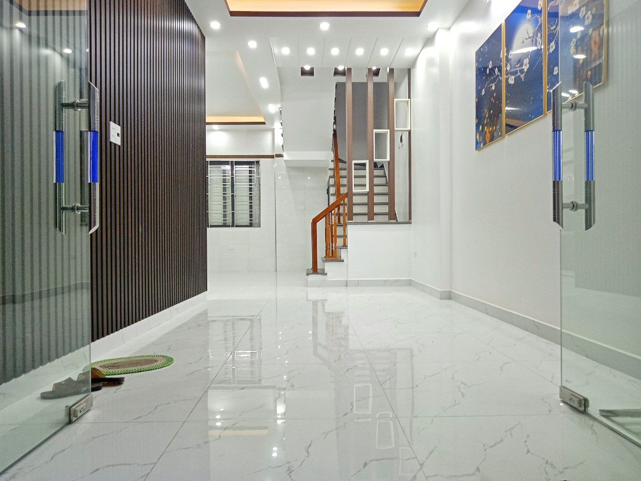 Hình ảnh BÁN NHÀ XÂY 4 TẦNG  XÂY MỚI ĐƯỜNG THIÊN LÔI, NGÕ NÔNG GIÁ CHỈ 1.89 TỶ